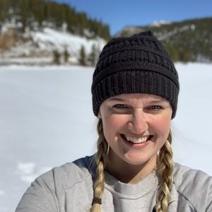 Meet your Posher, Leah